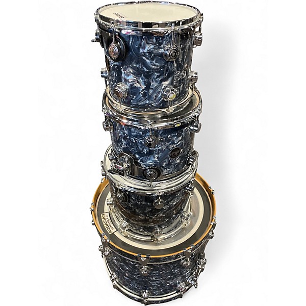 Used DW 4 Piece collector's series all maple blue lighting Drum Kit