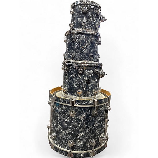 Used DW 4 Piece collector's series all maple blue lighting Drum Kit