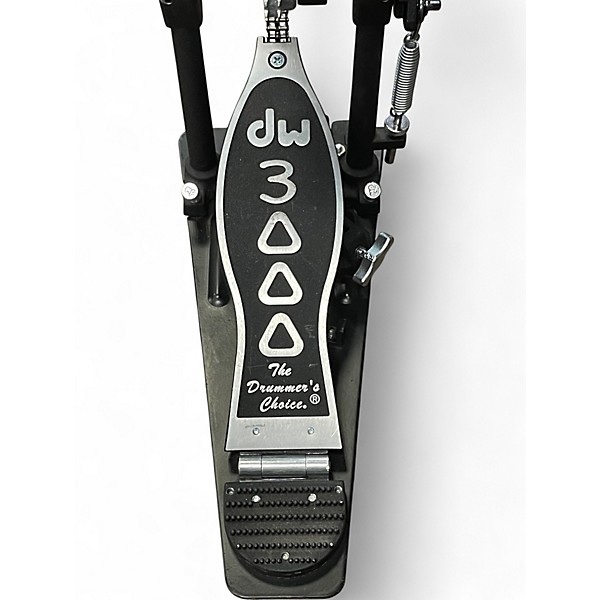 Used DW 3000 Series Single Single Bass Drum Pedal