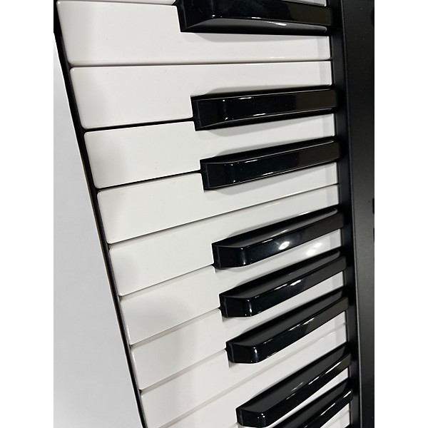 Used Novation summit 16 polyphonic synthesizer Synthesizer