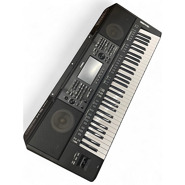 Used Yamaha PSR SX920 Keyboard Workstation