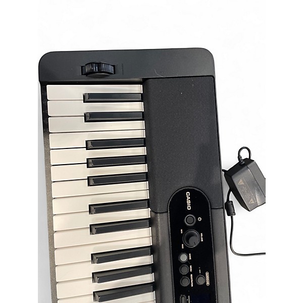 Used Casio CTS410 Portable Keyboard