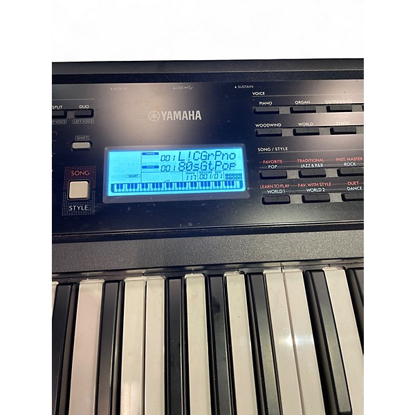 Used Yamaha PSRE383