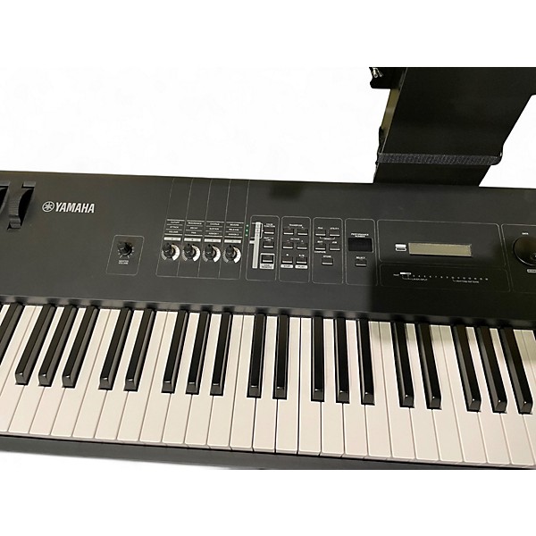 Used Yamaha MX88 Synthesizer