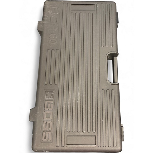 Used BOSS BCB60 Pedal Board