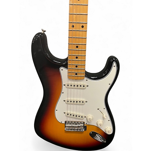 Used Fender Vintage Custom 1962 Stratocaster 3 Color Sunburst Solid Body Electric Guitar