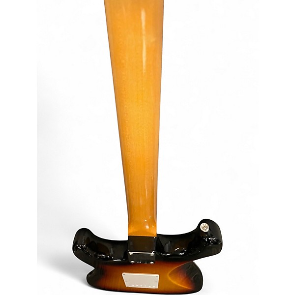 Used Fender Vintage Custom 1962 Stratocaster 3 Color Sunburst Solid Body Electric Guitar