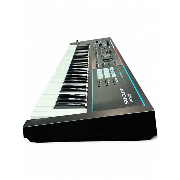 Used Roland JUNO DS61 Synthesizer