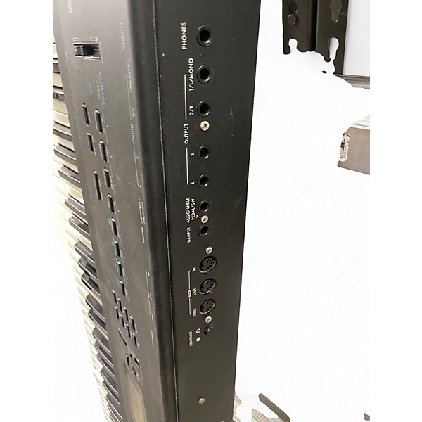 Used KORG X2 Keyboard Workstation