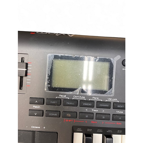 Used M-Audio Axiom 25 Key MIDI Controller