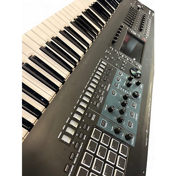 Used 2020 Roland Fantom 6 Keyboard Workstation