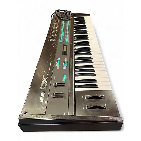 Used Yamaha DX7 Synthesizer