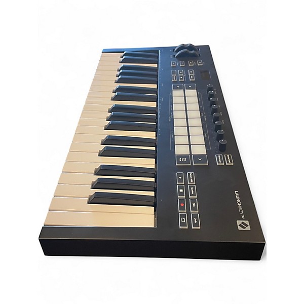 Used Novation LAUNCHKEY 37 MIDI Controller