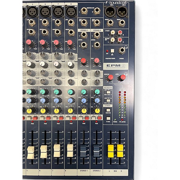 Used Soundcraft EPM8 Powered Mixer