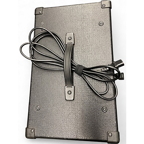 Used Harbinger LP9800 Powered Mixer