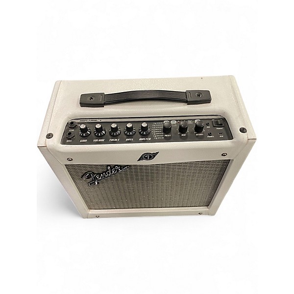 Used Fender I V.2 Guitar Combo Amp