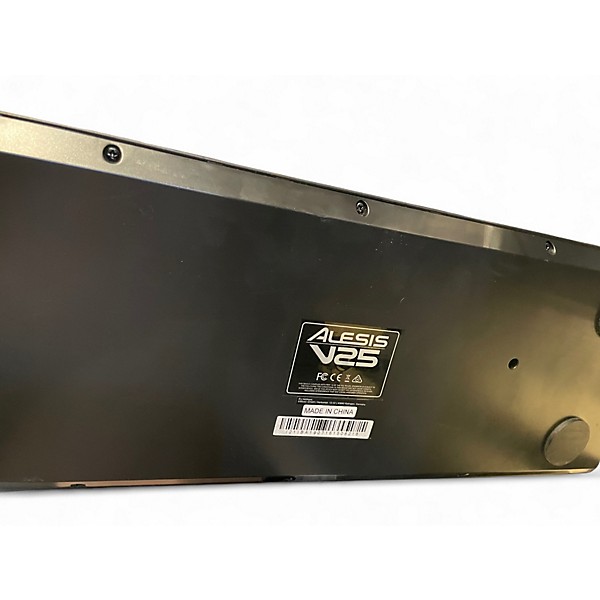 Used Alesis V25 25 Key MIDI Controller