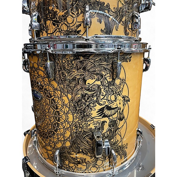 Used Pearl 4 Piece MASTERS COLLECTION KANE AND ABEL Drum Kit