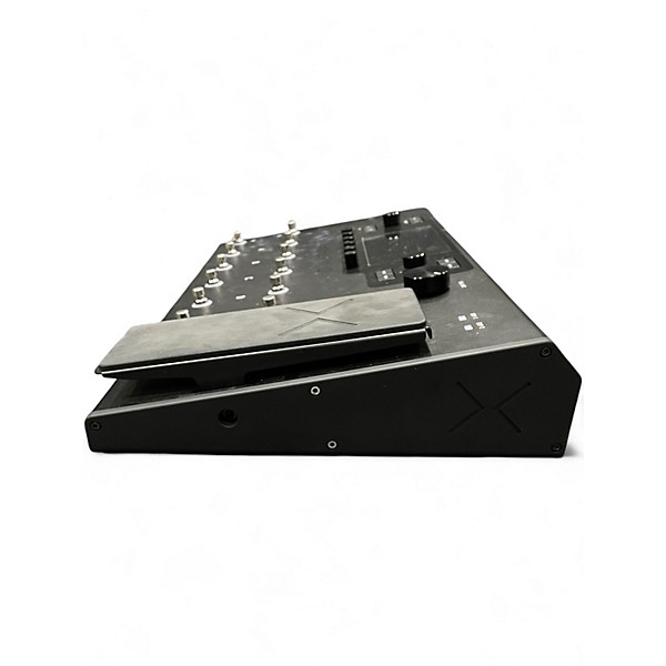 Used Line 6 Helix LT Effect Processor