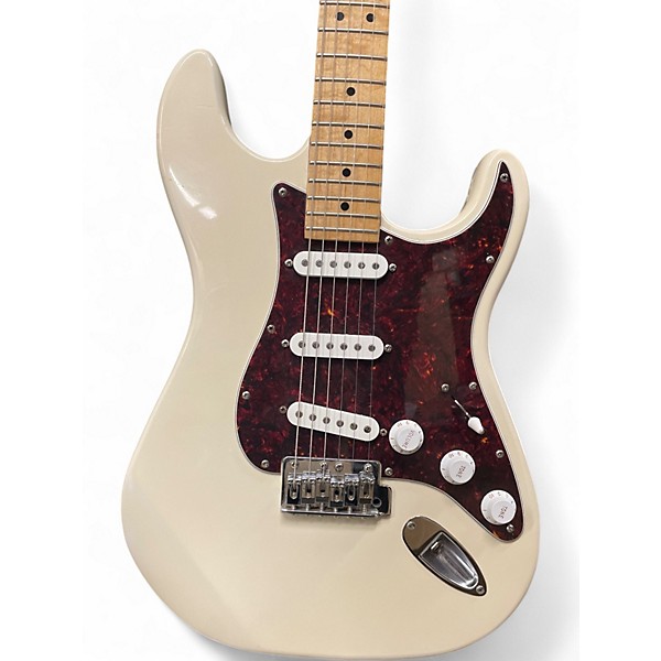 Used Peavey Predator Plus Alpine White Solid Body Electric Guitar