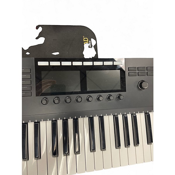 Used Native Instruments Komplete Kontrol S49 MIDI Controller