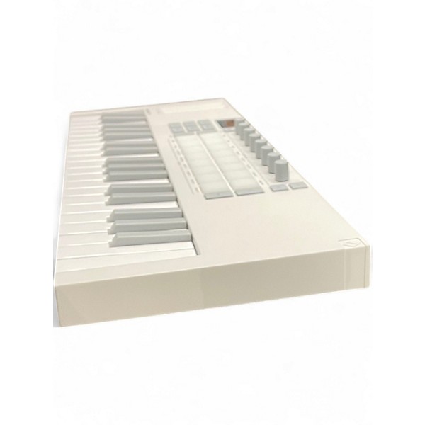 Used Novation LAUNCHKEY 37 MIDI Controller