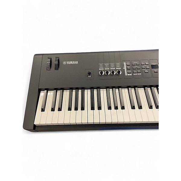 Used Yamaha MX88 Synthesizer