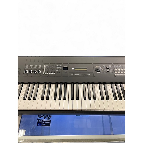 Used Yamaha MX88 Synthesizer