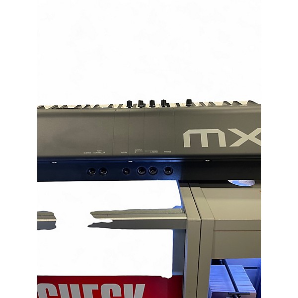 Used Yamaha MX88 Synthesizer