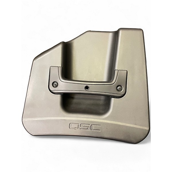 Used QSC CP8 Powered Speaker