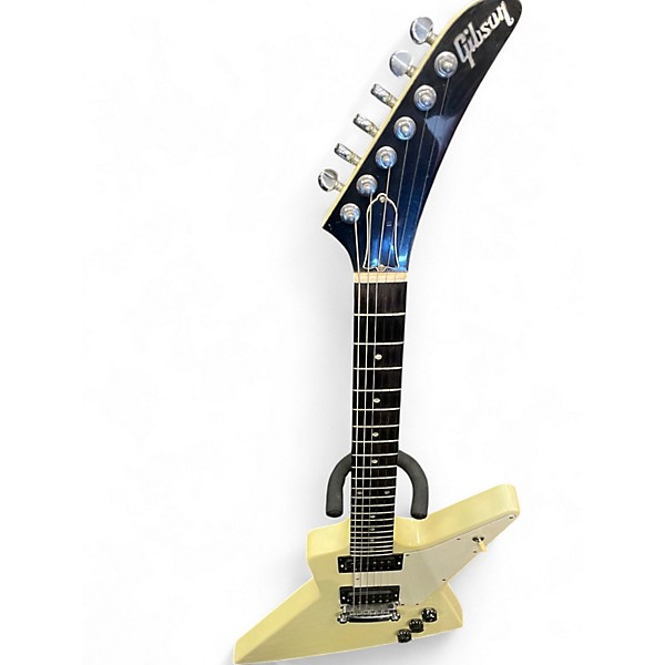 Used 2006 Gibson Explorer Vintage White Solid Body Electric Guitar