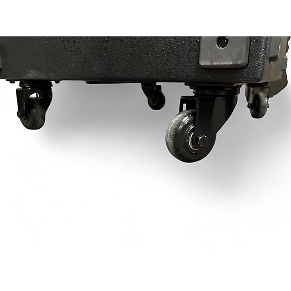 Used QSC KS118 18" 3,600W Powered Subwoofer Powered Speaker