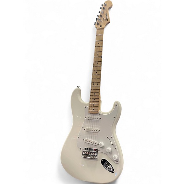 Used Squier Affinity Stratocaster Arctic White Solid Body Electric Guitar