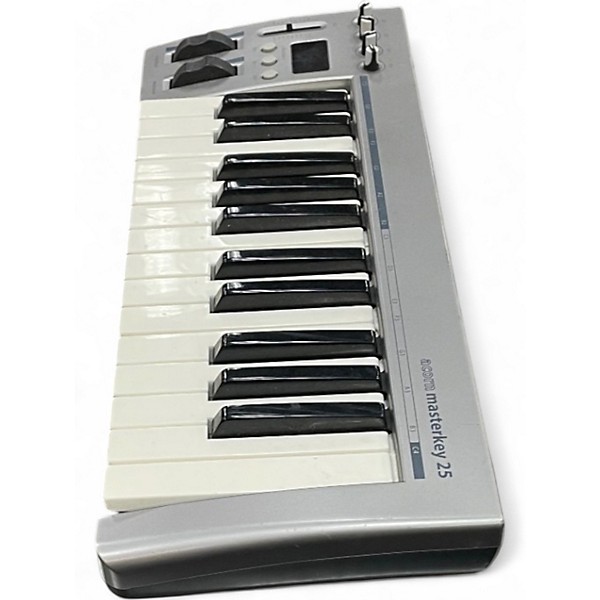 Used Acorn masterkey25 MIDI Controller
