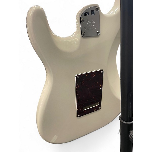 Used Fender American Ultra Stratocaster HSS White Solid Body Electric Guitar