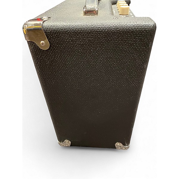 Used Fender Rumble 15 15W 1X8 Bass Combo Amp