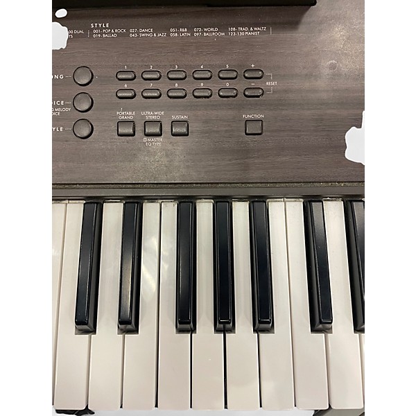 Used Yamaha PSRE360 Digital Piano
