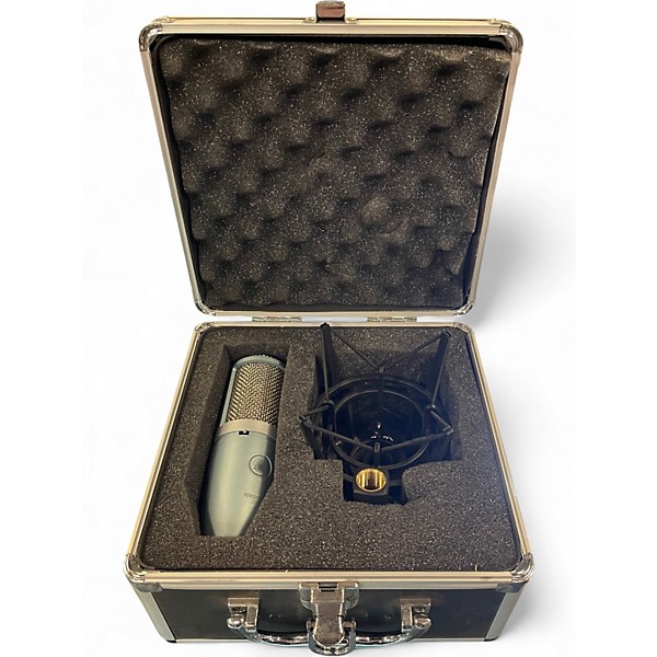 Used AKG Perception 220 Condenser Microphone
