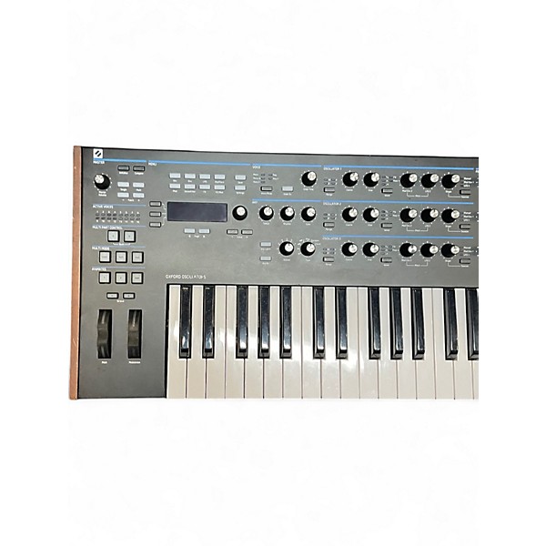 Used Novation Summit 16-Voice Polyphonic Synthesizer