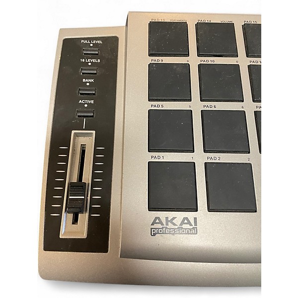 Used Akai Professional MPD16 DJ Controller