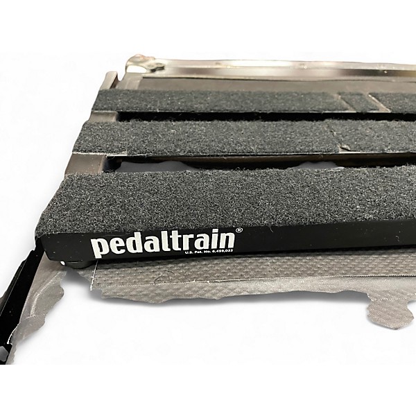 Used Pedaltrain METRO 16 Guitar Stand