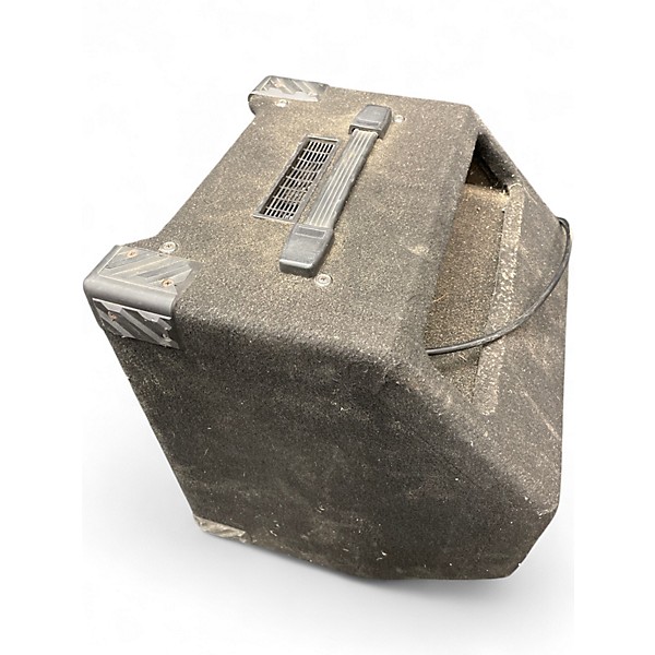 Used Hartke KICKBACK 12 Bass Combo Amp