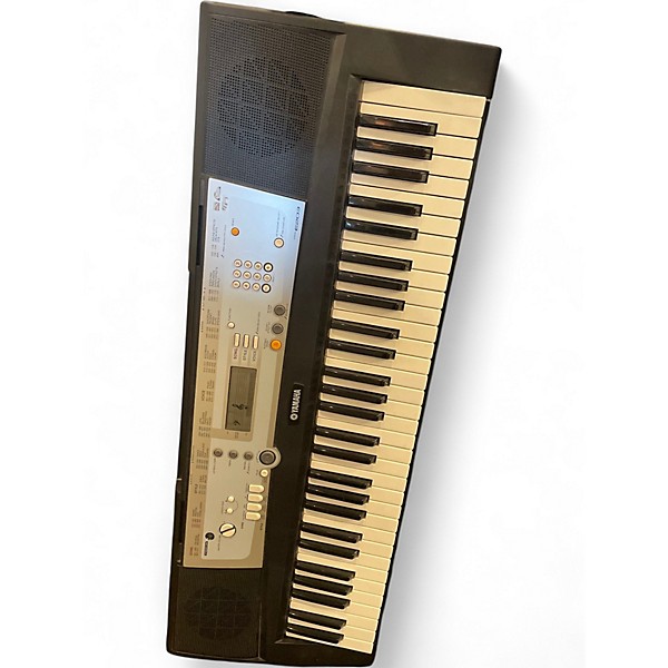 Used Yamaha E203 Digital Piano