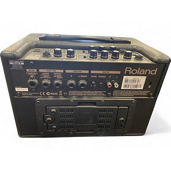 Used Roland AC33 30W Stereo Acoustic Guitar Combo Amp