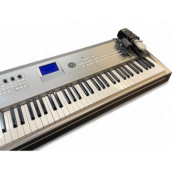 Used Yamaha MM8 88 Key Synthesizer