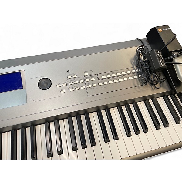 Used Yamaha MM8 88 Key Synthesizer
