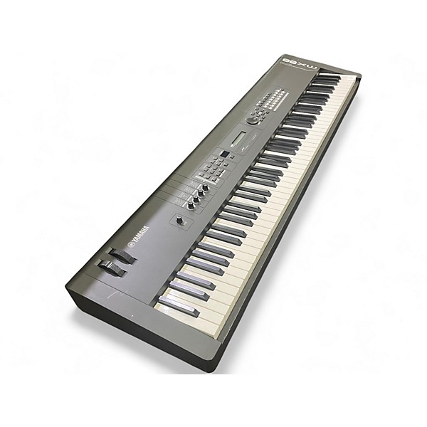 Used Yamaha MX88 Synthesizer