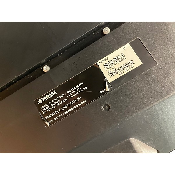 Used Yamaha MX88BK Synthesizer
