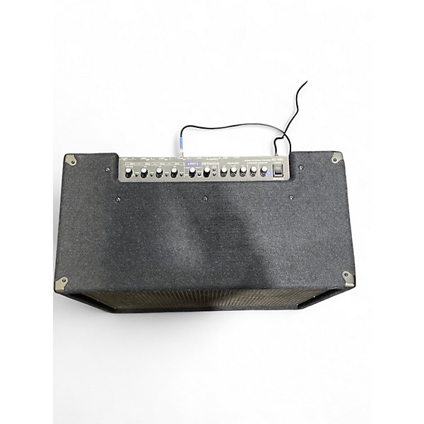 Used Roland KC-990 Keyboard Amp