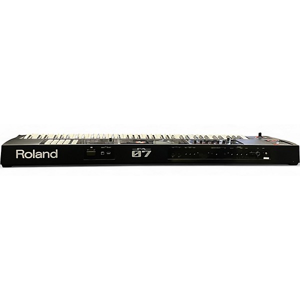 Used Roland Fantom Fa07 Keyboard Workstation
